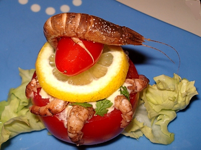 Tomate farcie aux Crevettes grises, Oeuf et Mayonnaise -- 17/10/10