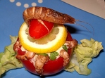 Tomate farcie aux Crevettes grises, Oeuf et Mayonnaise -- 17/10/10